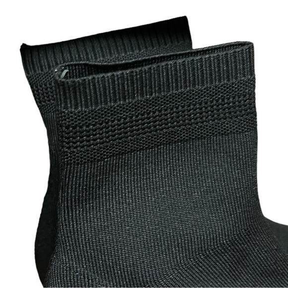 🌻NEW Pour La Victoire Daphne Nickle Knit Black Ankle Booties Size 10 | box inc. - Picture 5 of 13